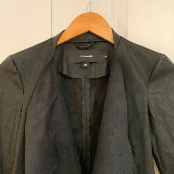ASOS Vero Moda Black Faux Leather Open Jacket XS - Picture 3 of 9